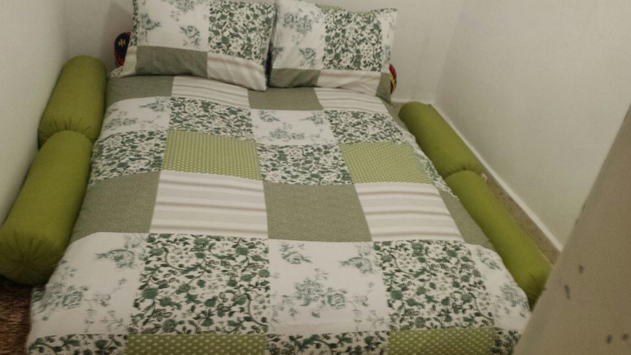 Alona Bed and Breakfast Kefar Weradim Eksteriør billede